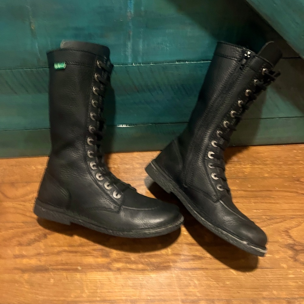 Kickers Sz 41EU 10 US tall combat boots